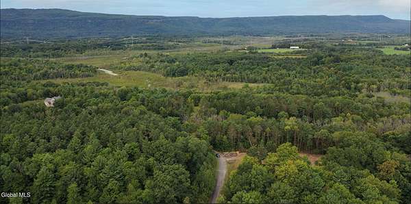 4.9 Acres of Residential Land for Sale in Voorheesville, New York