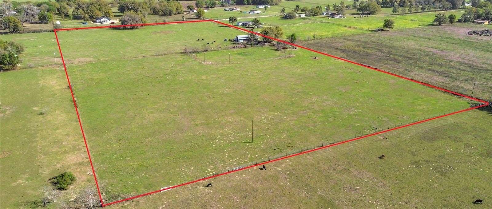 20 Acres of Improved Agricultural Land for Sale in Oxford, Florida
