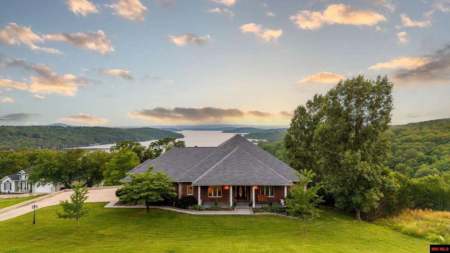 2.17 Acres of Land with Home for Sale in Mountain Home, Arkansas