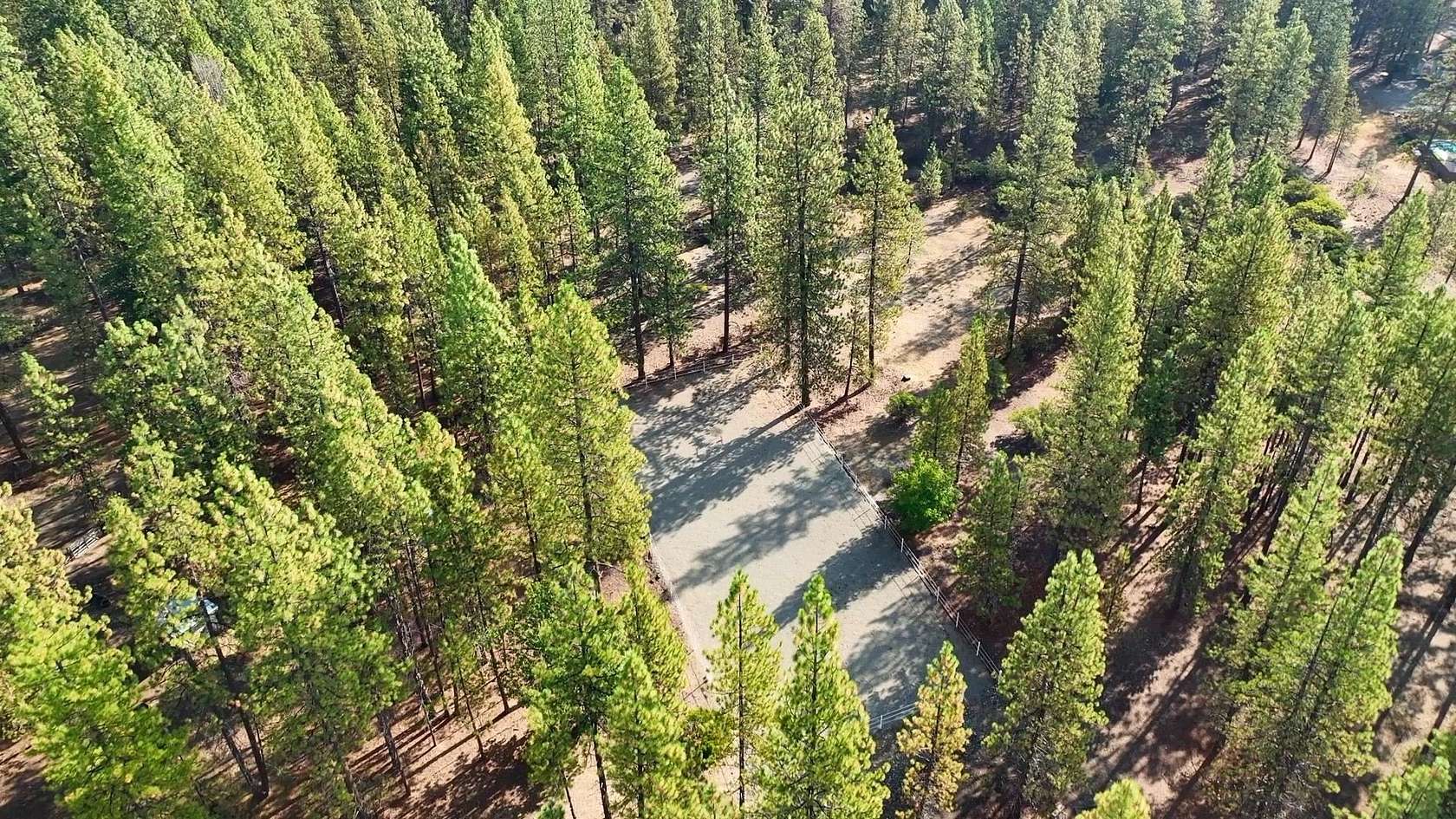 5 Acres of Land for Sale in Etna, California