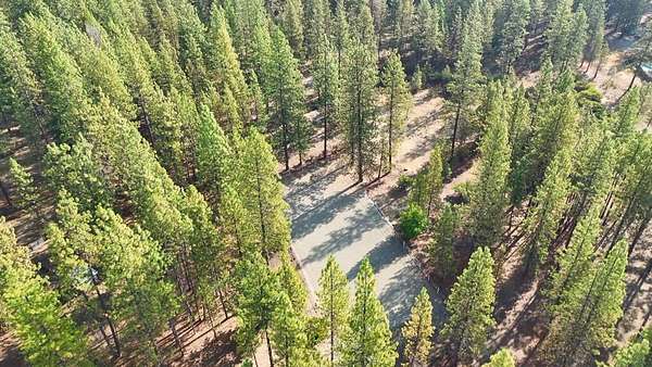 5 Acres of Land for Sale in Etna, California