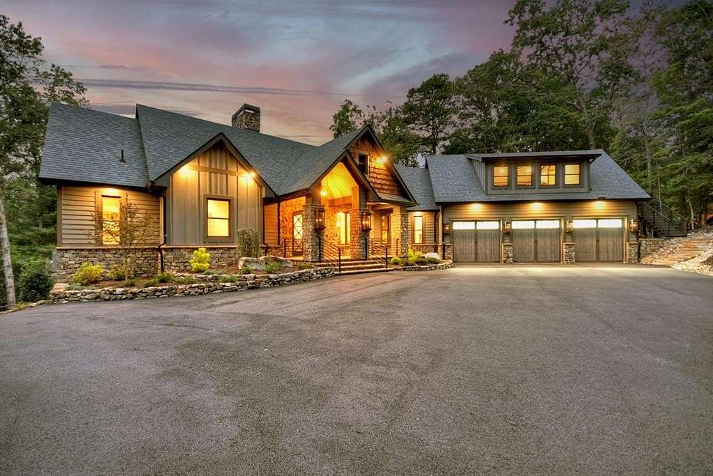 3.42 Acres of Land with Home for Sale in Mineral Bluff, Georgia