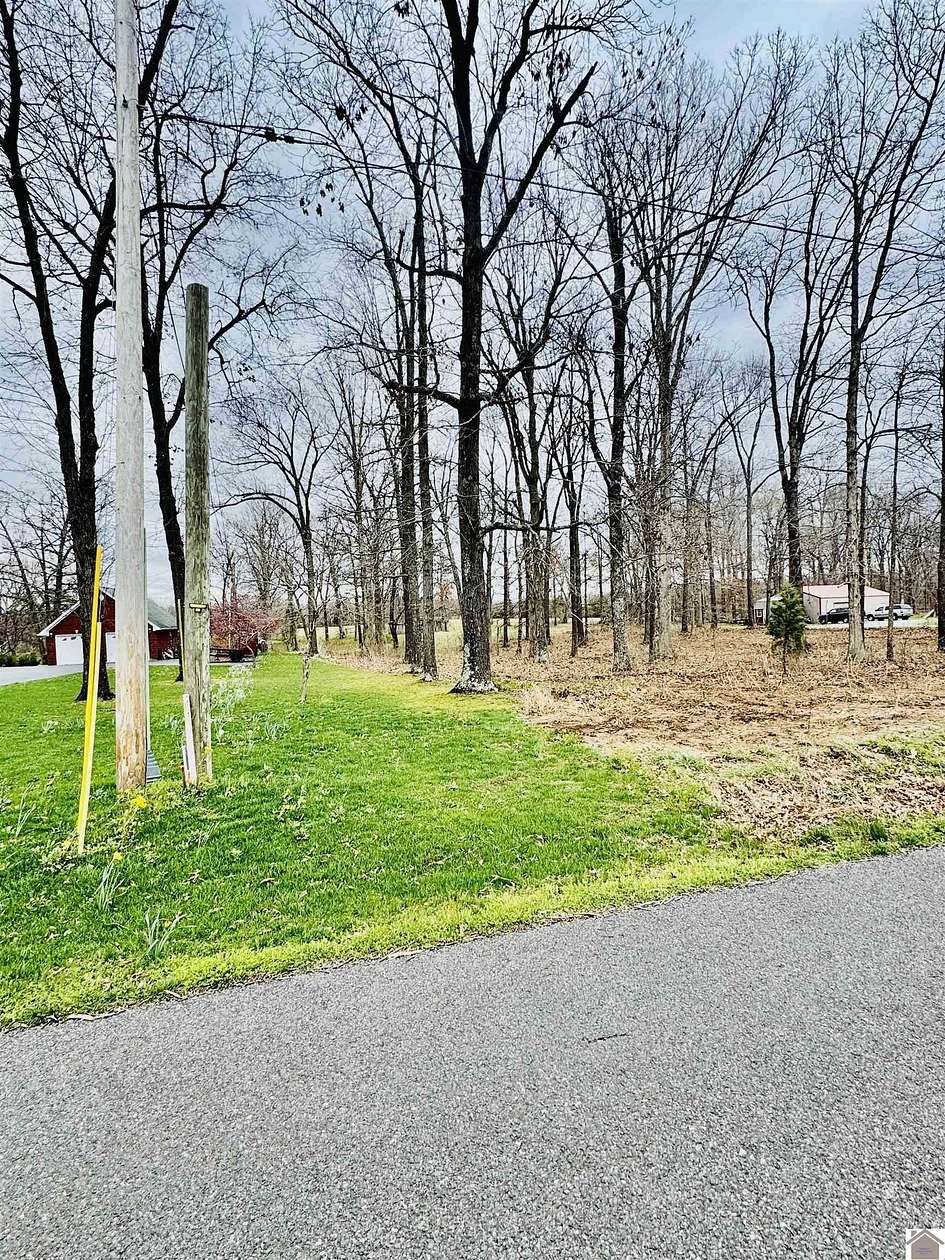 22 Acres of Recreational & Residential Land for Sale in Hardin, Kentucky