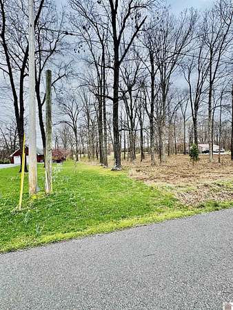 22 Acres of Recreational & Residential Land for Sale in Hardin, Kentucky