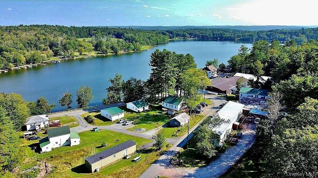 2.29 Acres of Mixed-Use Land for Sale in Lake Huntington, New York