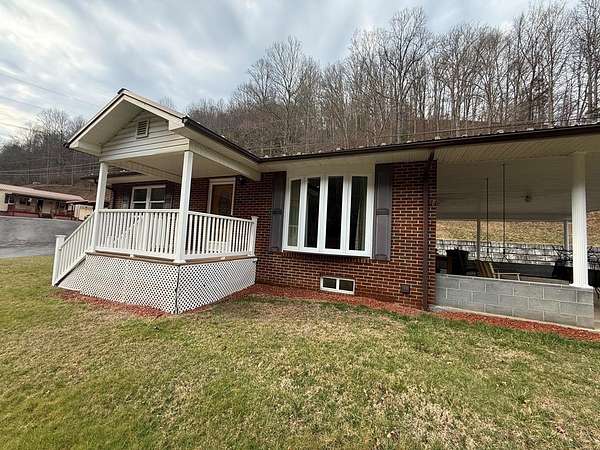 2.5 Acres of Land with Home for Sale in Grundy, Virginia