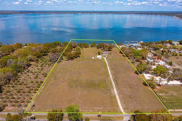 15 Acres of Recreational Land with Home for Sale in Weirsdale, Florida