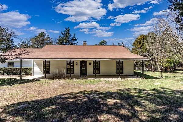 5 Acres of Land with Home for Sale in Frankston, Texas