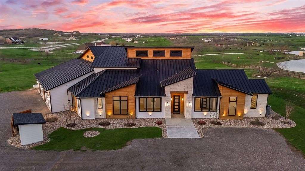 5 Acres of Land with Home for Sale in Ponder, Texas