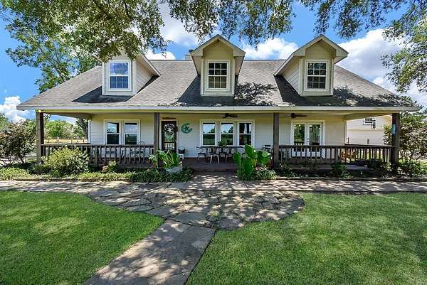 11.2 Acres of Land with Home for Sale in Waller, Texas