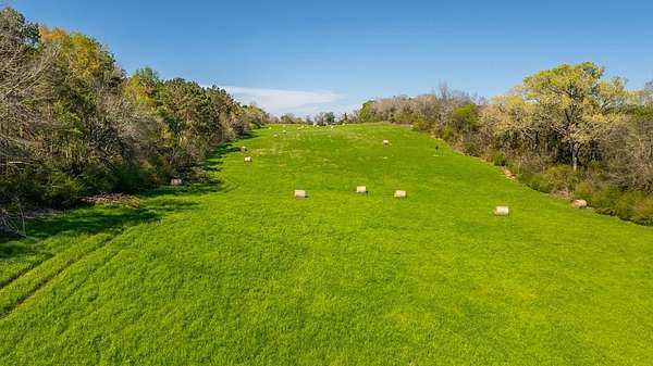 24.1 Acres of Land for Sale in Nacogdoches, Texas