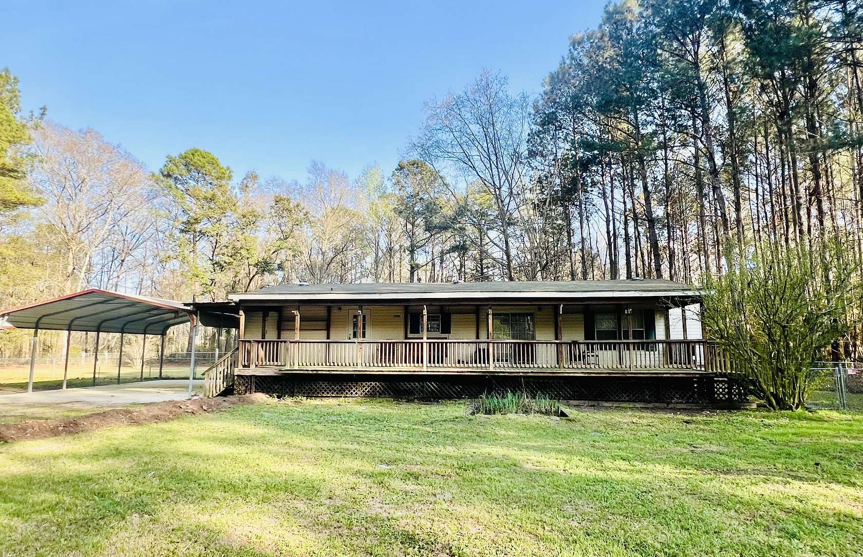 1.5 Acres of Land with Home for Sale in Walterboro, South Carolina