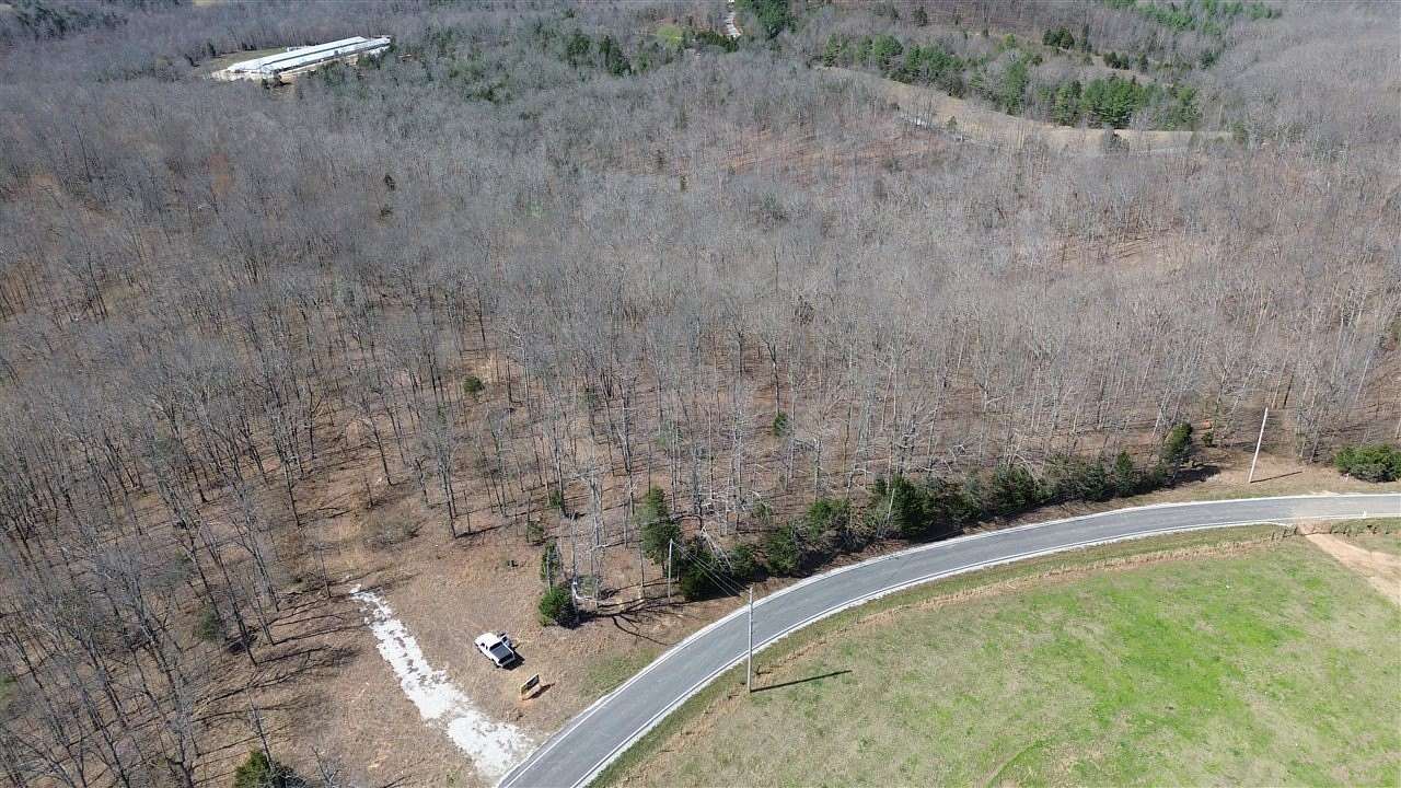 24.5 Acres of Recreational & Residential Land for Sale in Bowling Green, Kentucky