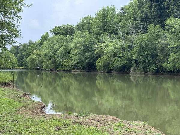 1.73 Acres of Residential Land for Sale in Savannah, Tennessee