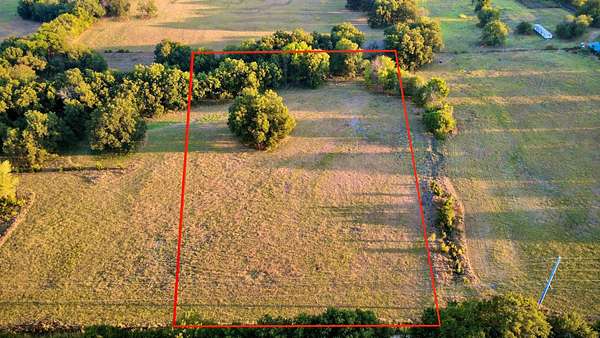 6 Acres of Recreational Land for Sale in Fort Towson, Oklahoma