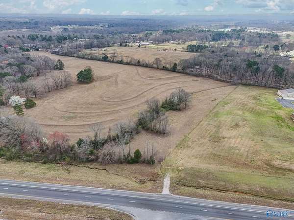 8 Acres of Land for Sale in Trinity, Alabama