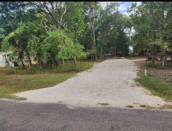 0.39 Acres of Land for Sale in Linn Valley, Kansas