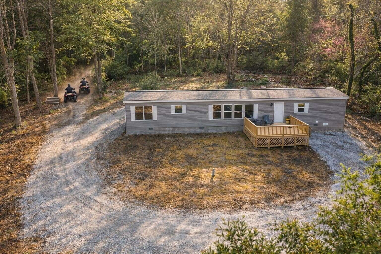 1.84 Acres of Land with Home for Sale in Burnside, Kentucky