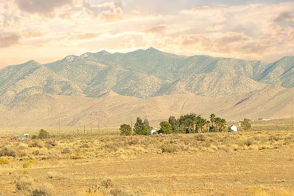 5 Acres of Land for Sale in Dolan Springs, Arizona