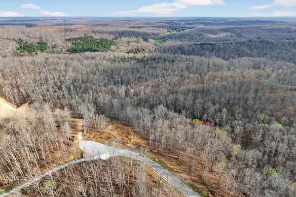 12 Acres of Recreational & Residential Land for Sale in McEwen, Tennessee