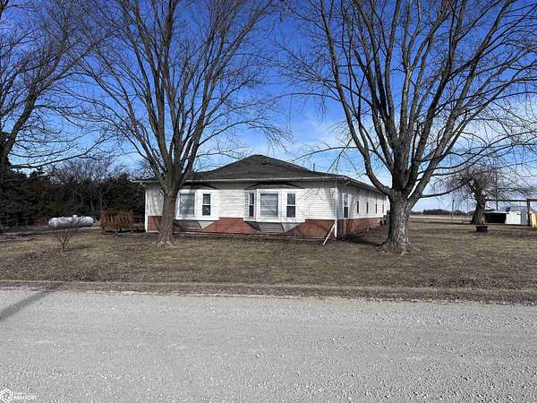 2 Acres of Land with Home for Sale in Bloomfield, Iowa