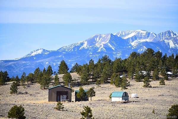 35.1 Acres of Improved Recreational Land for Sale in Westcliffe, Colorado