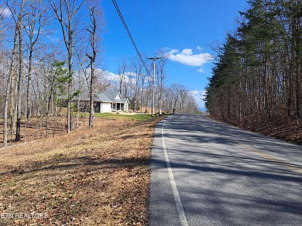 1.18 Acres of Residential Land for Sale in Crossville, Tennessee