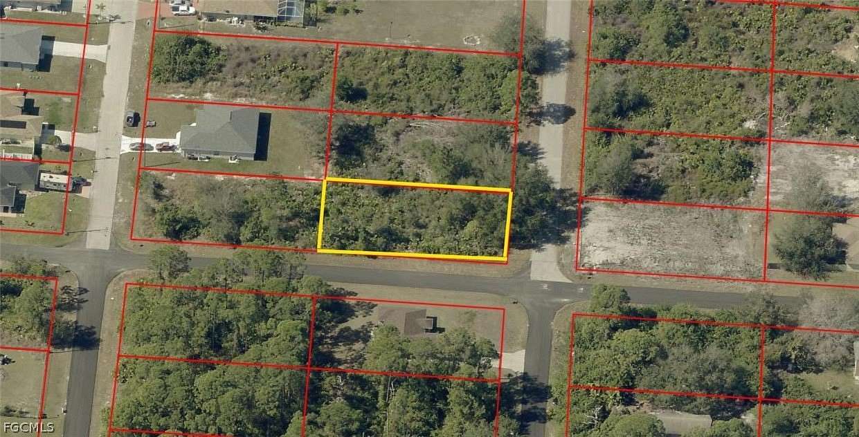 0.25 Acres of Residential Land for Sale in Lehigh Acres, Florida