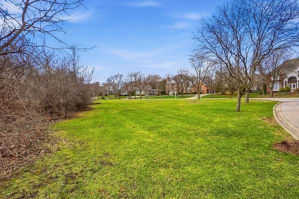 0.55 Acres of Residential Land for Sale in Burr Ridge, Illinois