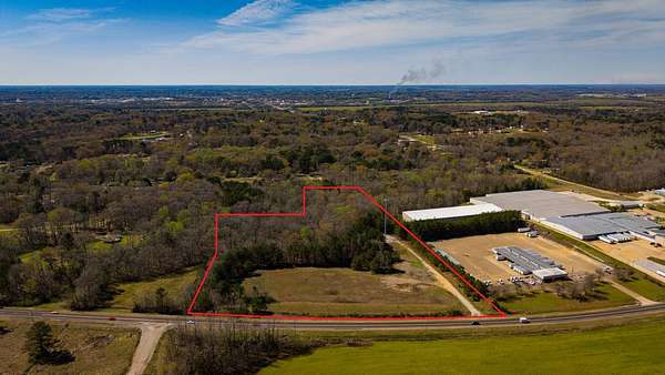 13 Acres of Commercial Land for Sale in Tupelo, Mississippi