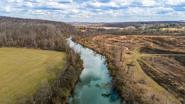 351 Acres of Land with Home for Sale in Waynesboro, Tennessee