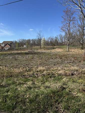 1.76 Acres of Residential Land for Sale in Westmoreland, Tennessee
