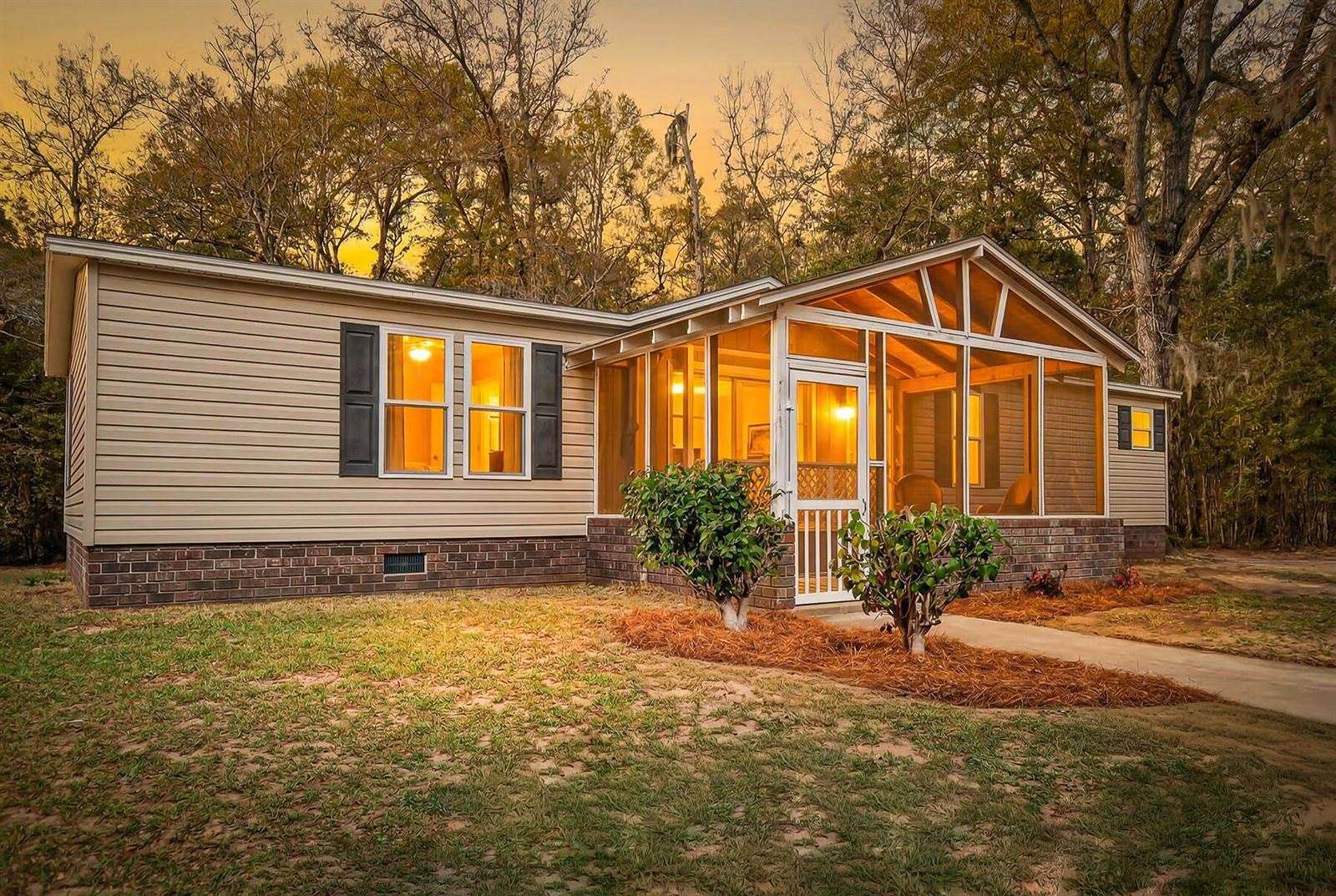 2.16 Acres of Land with Home for Sale in Summerton, South Carolina
