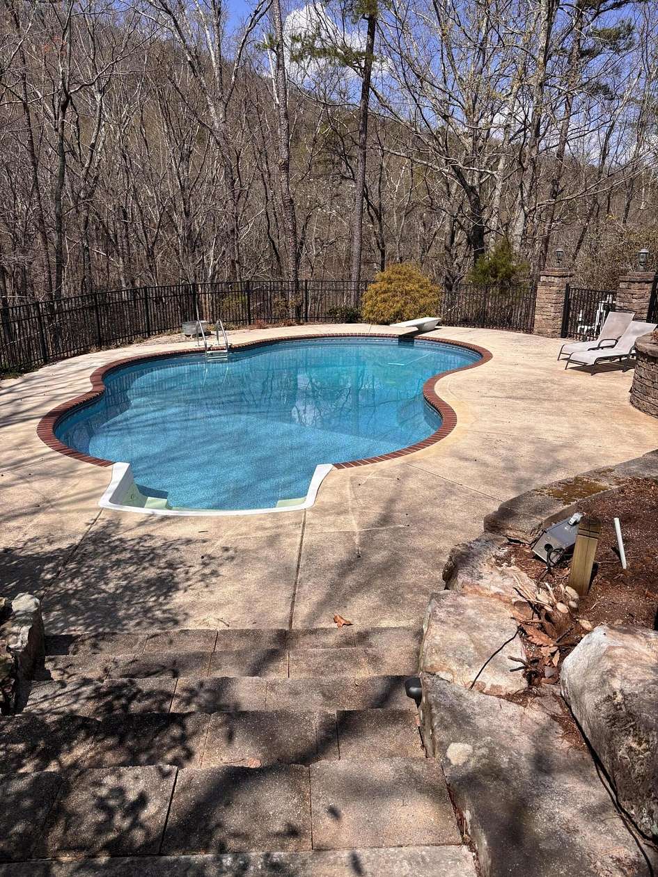 5 Acres of Land with Home for Sale in Flintstone, Georgia