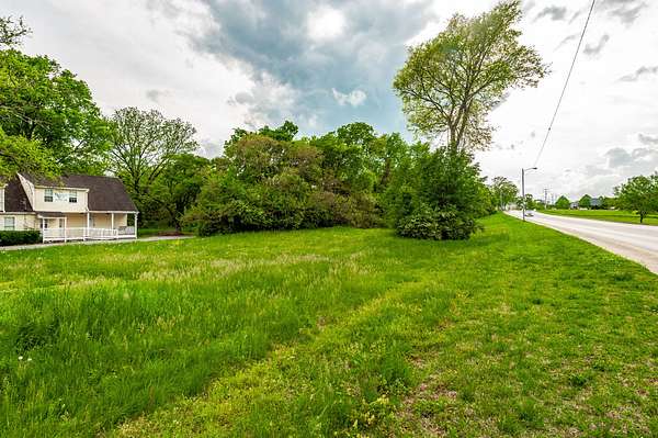 0.39 Acres of Residential Land for Sale in Hendersonville, Tennessee