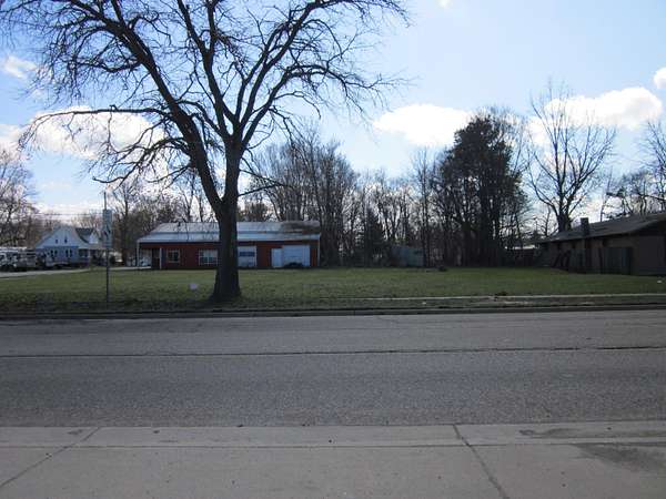 0.31 Acres of Commercial Land for Sale in Hartford, Michigan