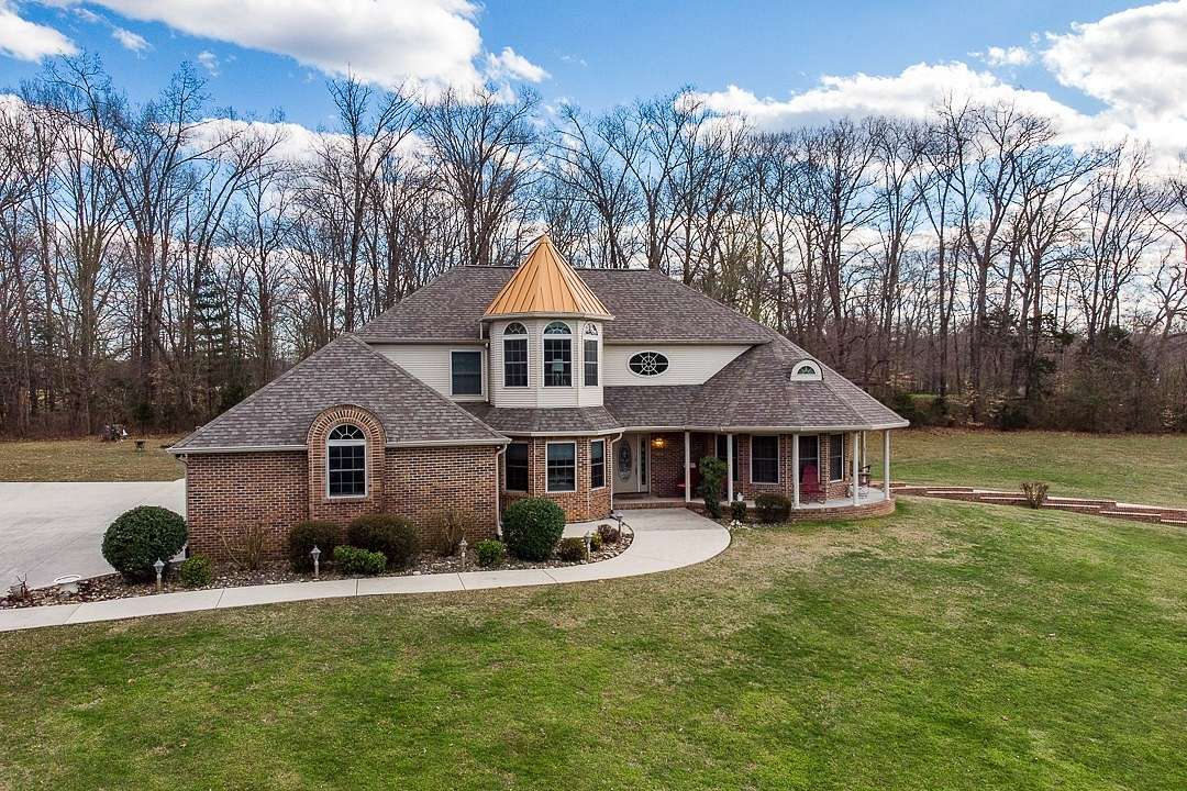 5 Acres of Land with Home for Sale in Cookeville, Tennessee