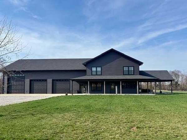 10 Acres of Land with Home for Sale in Bowling Green, Kentucky