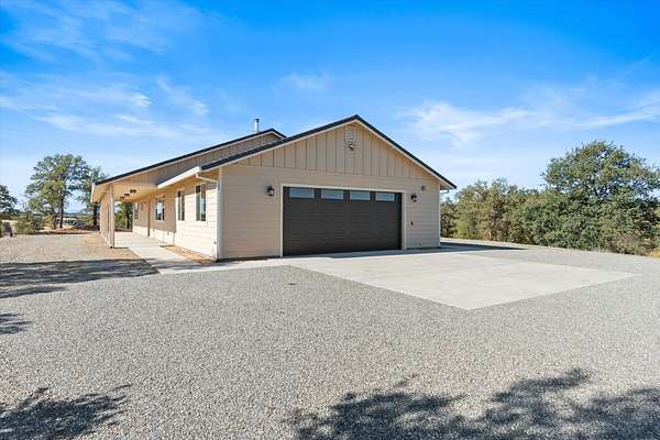 9 Acres of Land with Home for Sale in Cottonwood, California