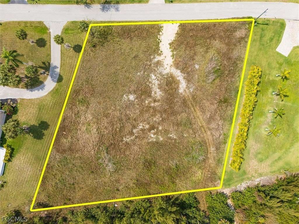 1 Acre of Residential Land for Sale in Fort Myers, Florida