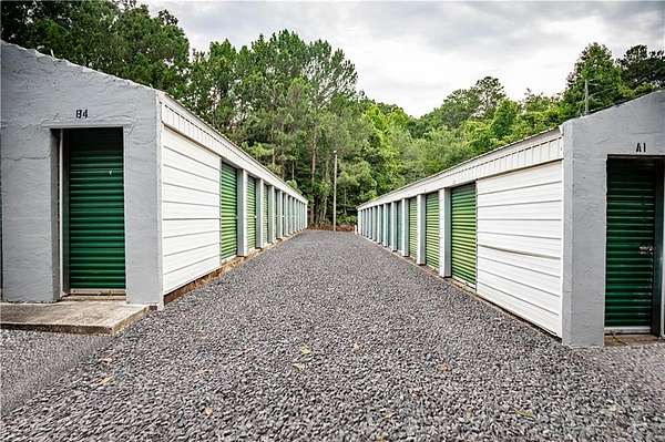 2.29 Acres of Improved Commercial Land for Sale in Newnan, Georgia