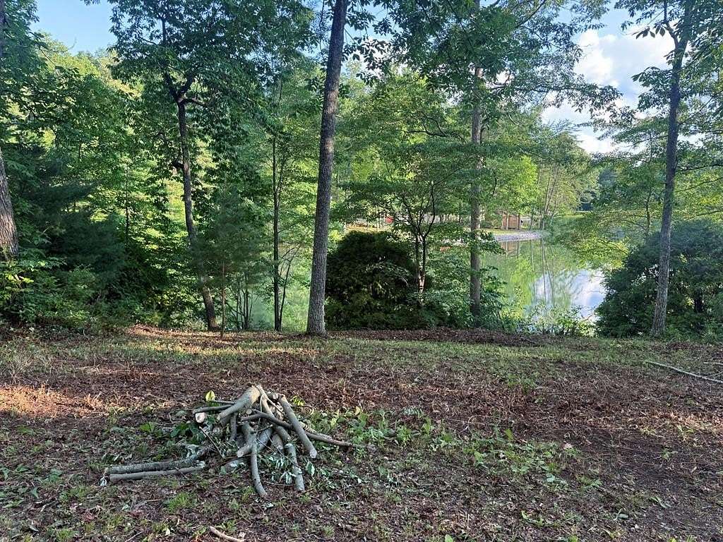 0.5 Acres of Residential Land for Sale in Crossville, Tennessee