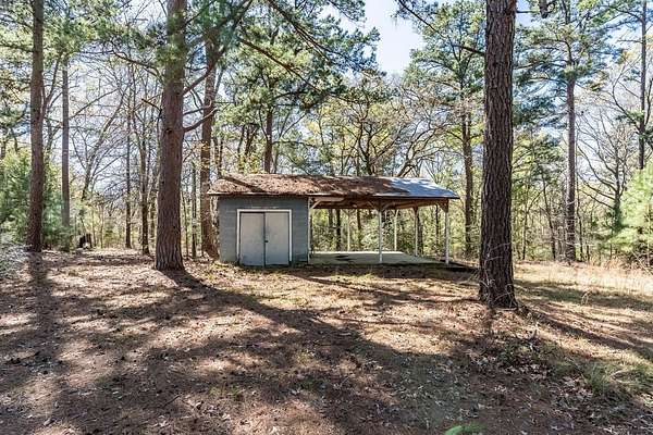 17.2 Acres of Recreational & Residential Land for Sale in Palestine, Texas