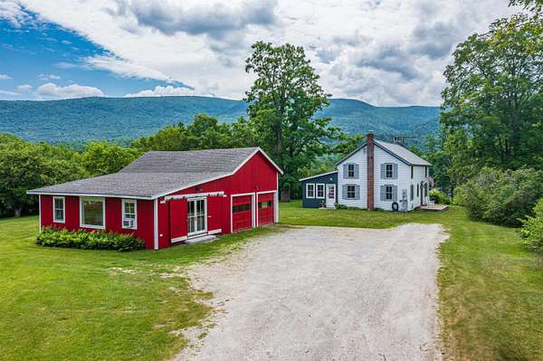 3.33 Acres of Improved Mixed-Use Land for Sale in Manchester, Vermont