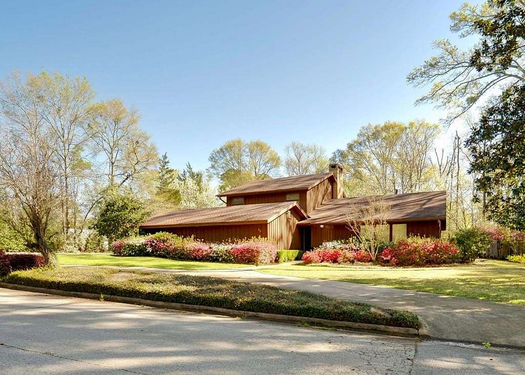 1.75 Acres of Land with Home for Sale in Center, Texas