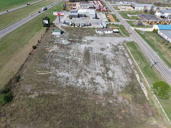 3.33 Acres of Improved Commercial Land for Sale in Clarksville, Tennessee