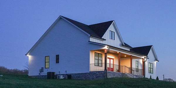 5 Acres of Land with Home for Sale in Lebanon, Tennessee