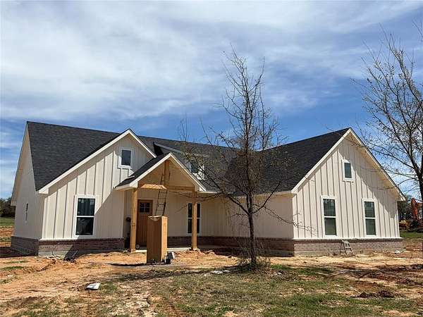 2 Acres of Land with Home for Sale in Weatherford, Texas