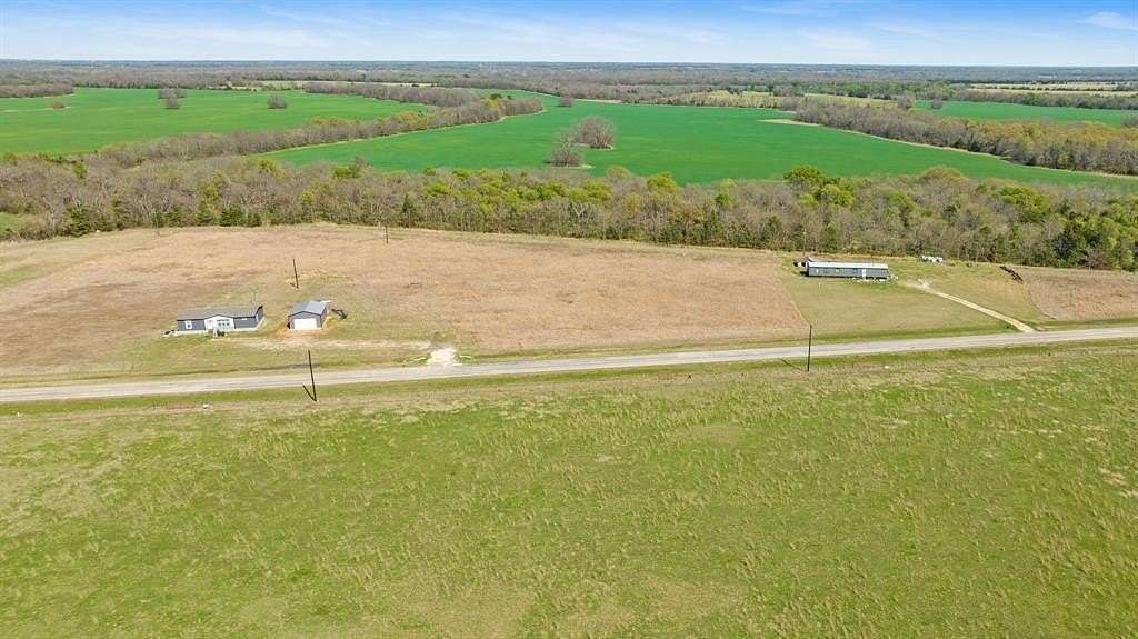 1.29 Acres of Residential Land for Sale in Paris, Texas