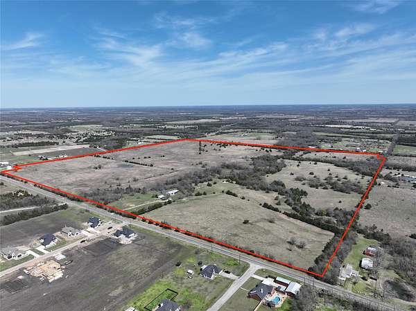 154 Acres of Land for Sale in Trenton, Texas